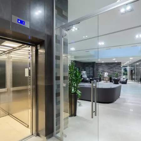 Petrovdom 14-377 In Rc Park,7 John Mccain Street Apartament *