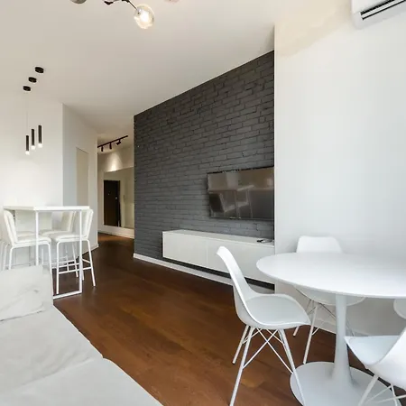 Petrovdom 14-377 In Rc Park,7 John Mccain Street *